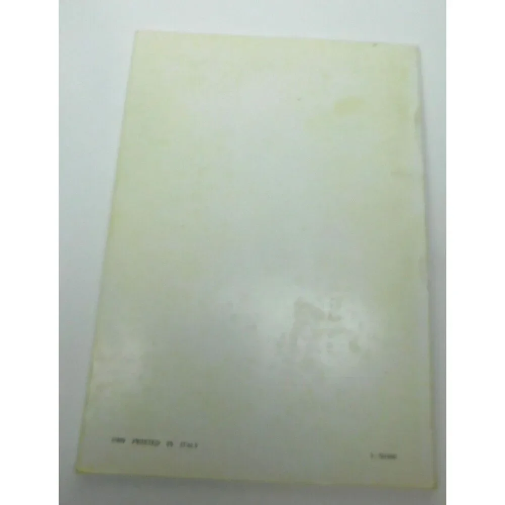 Unbranded vintage cookbook